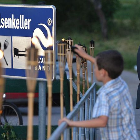 Gasthof Alter Felsenkeller Naumbourg Extérieur photo