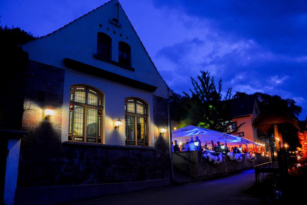 Gasthof Alter Felsenkeller Naumbourg Extérieur photo